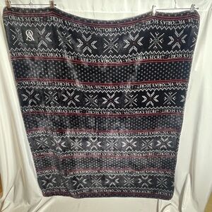 Victoria’s Secret Sherpa Throw Blanket 50x60 Black Fair Isle Logo